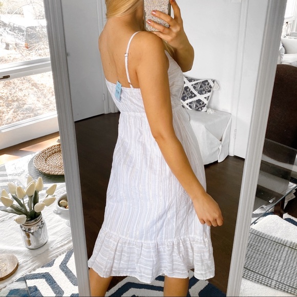 🐚 LOFT WHITE SILVER GOLD THREAD SUMMER RUFFLE MIDI DRESS! - Picture 4 of 13